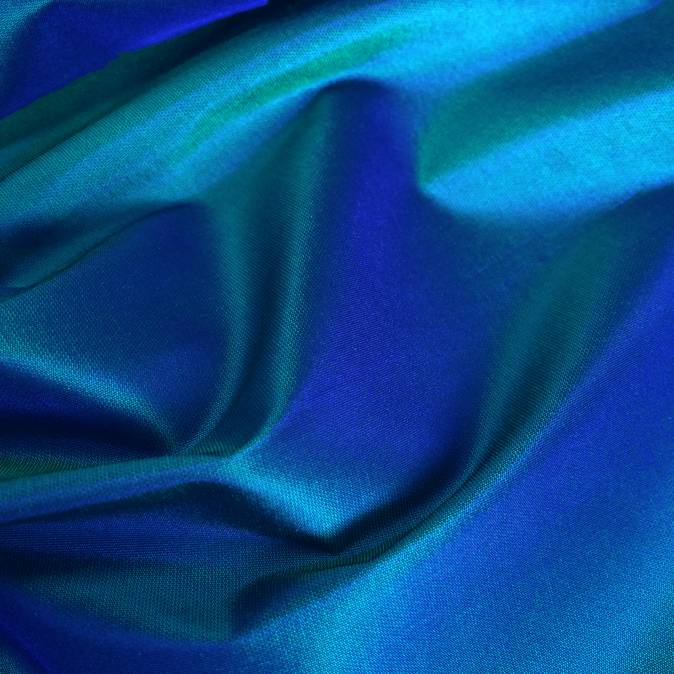 Taffeta Fabric UK Silk Taffeta Fabric Wholesaler, London