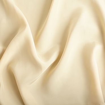 HAMMERED SILK SATIN DYED IVORY