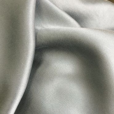 CREPE SATIN DYED S/WASHED SILVER